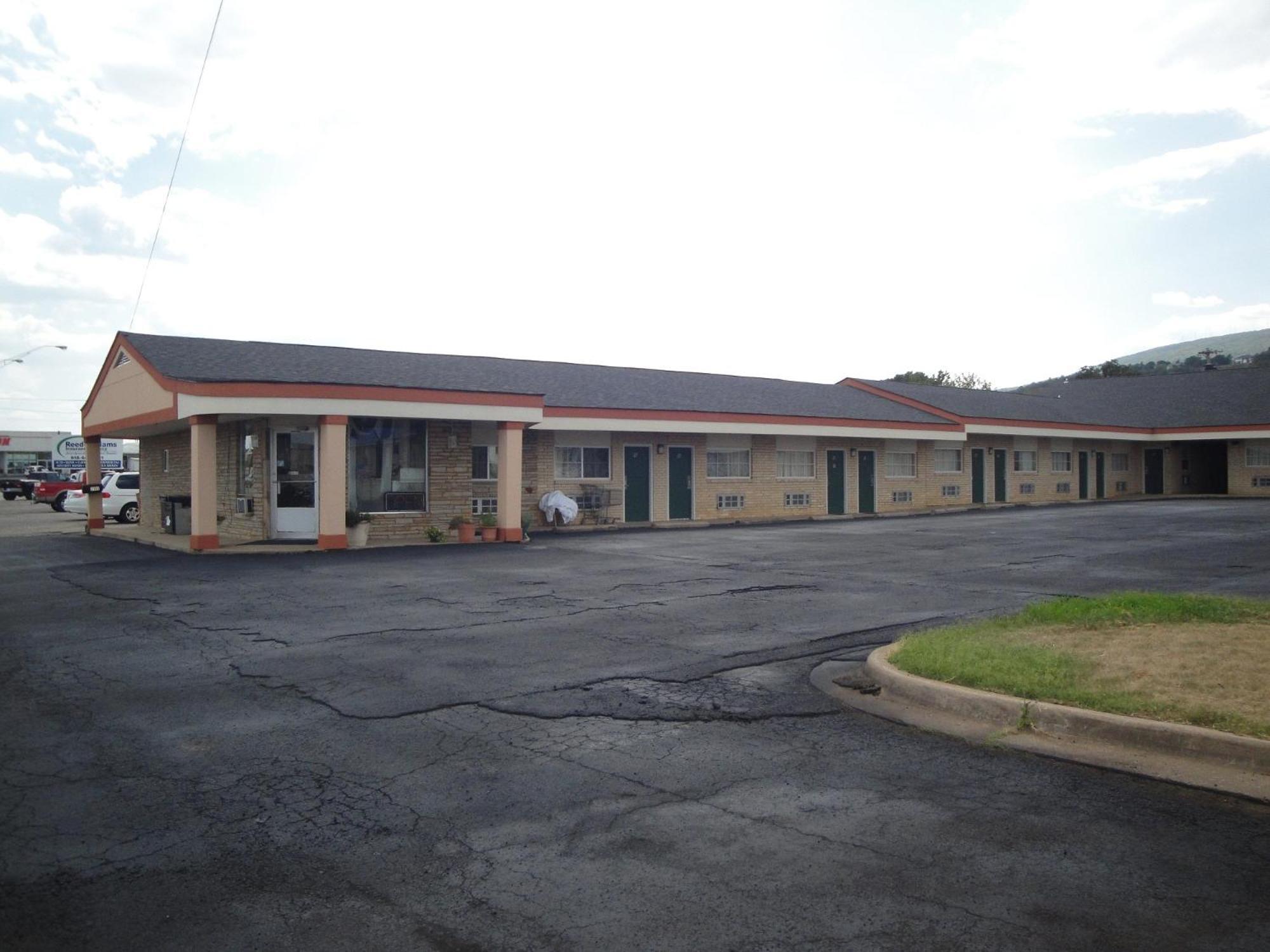 Poteau Inn Extérieur photo