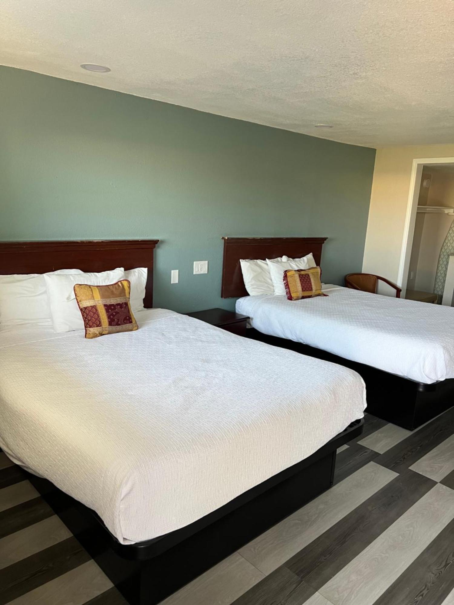 Poteau Inn Extérieur photo